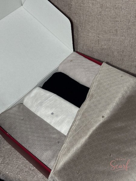 قطن كويتي مع خرز ، (السعر بالحبة )