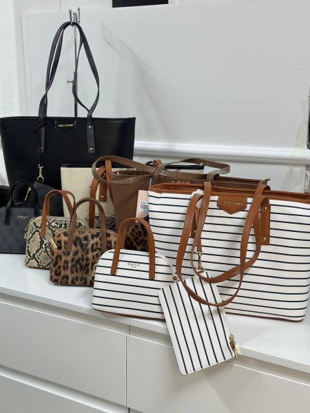 حقيبه ايملي ثلاث قطع