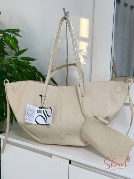 حقيبه بولين باريس الفاخرة بحجم ممتاز