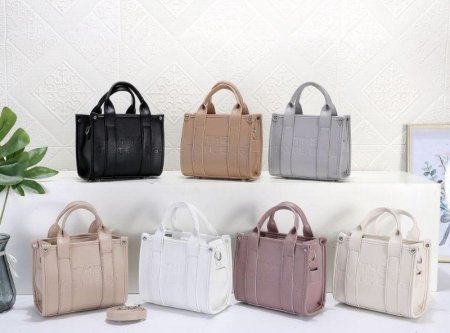 شنطه الذوق الهادئ مع حزام